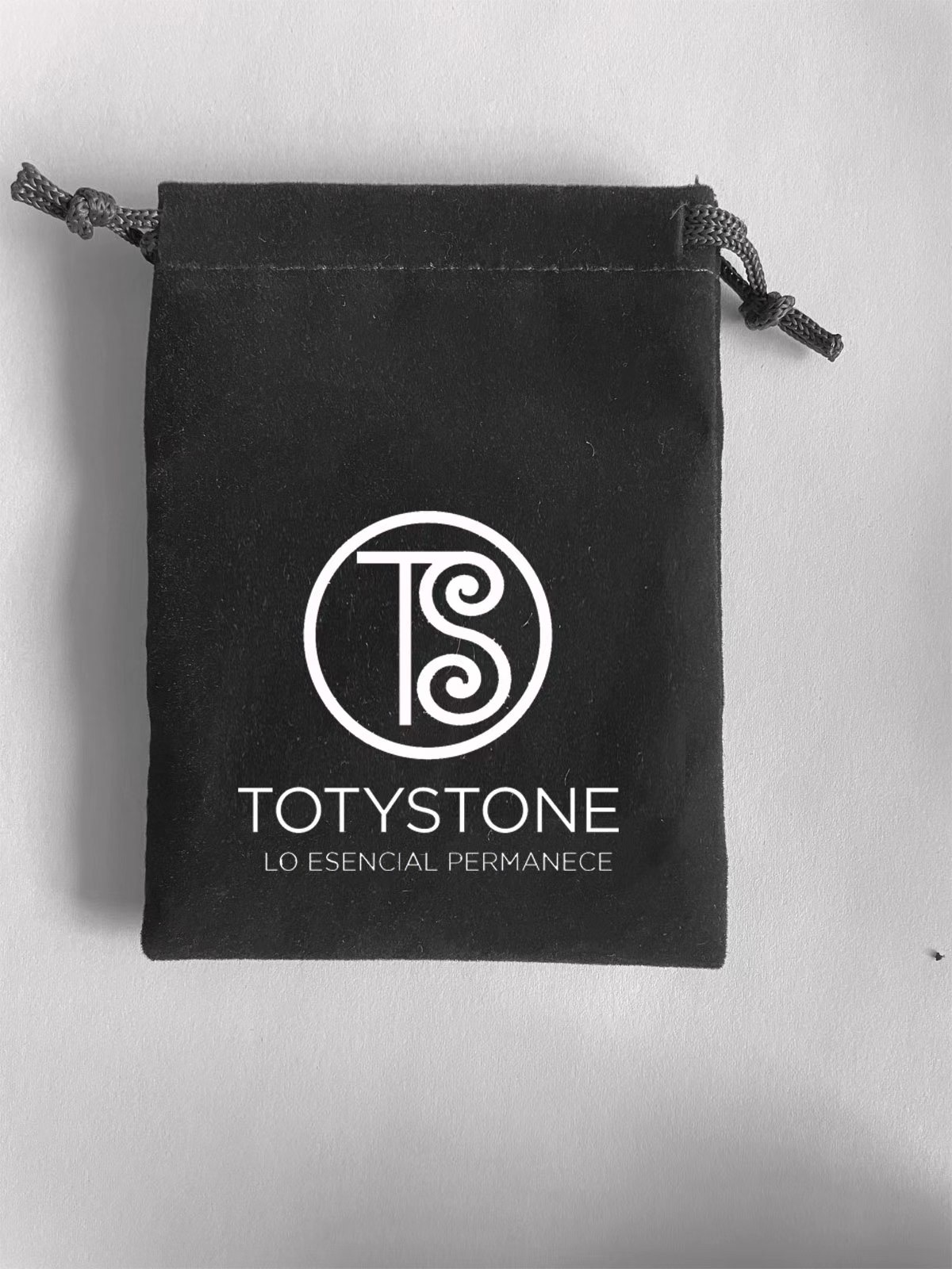 Estuche para Joyas de Terciopelo con Logo Personalizado – Bolsa con Cordón